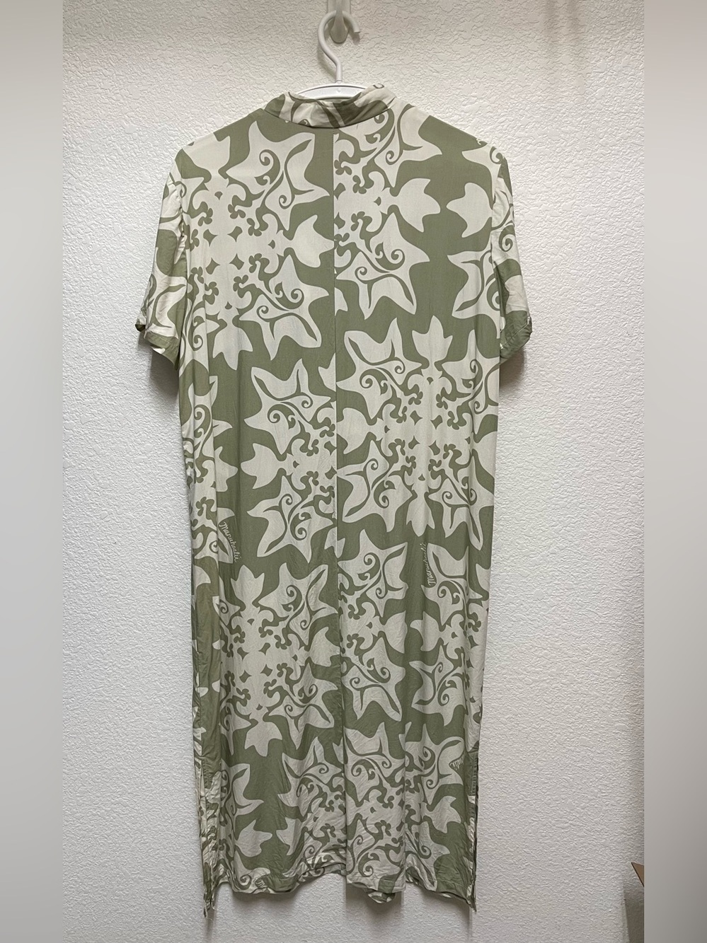 MANUHEALIʻI Kukui Short Sleeves Mandarin Collar Maxi Dress Women’s Size L - Picture 2 of 3